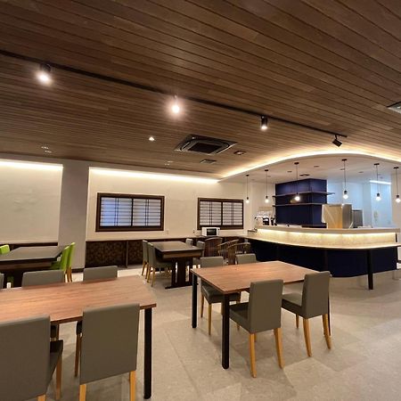 Sakuraya Hotel Хатсукаичи Екстериор снимка