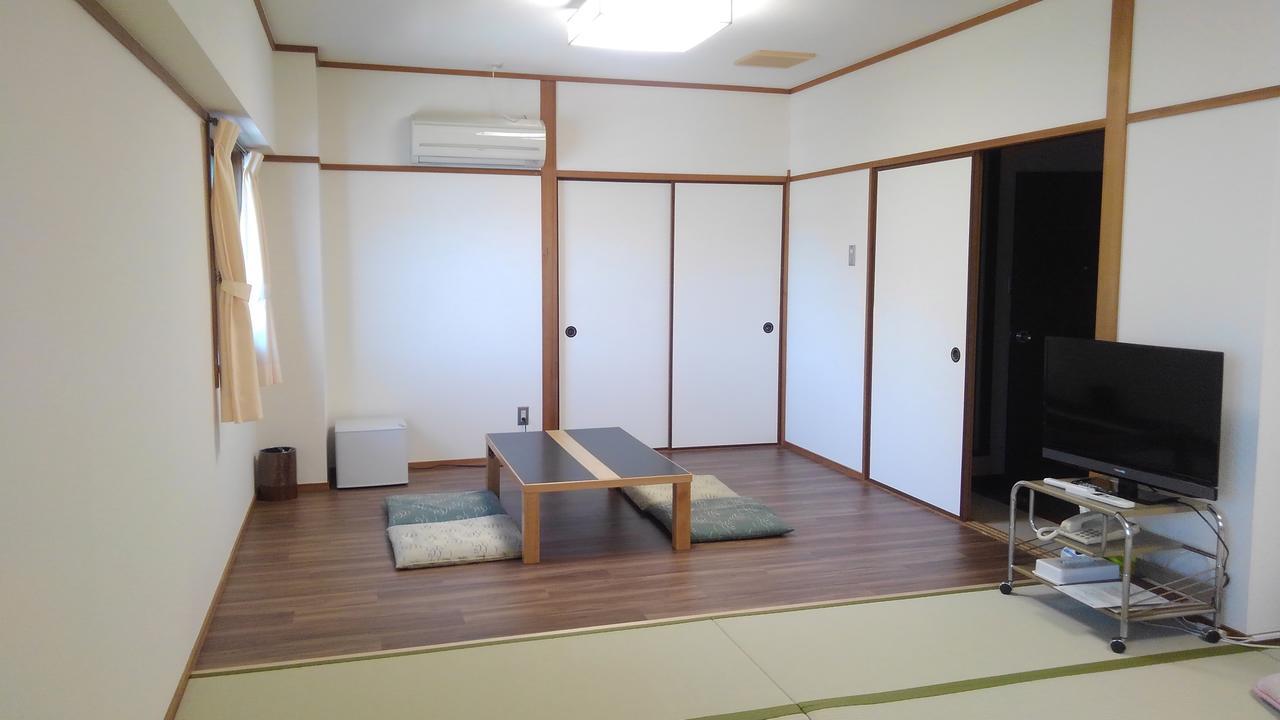 Sakuraya Hotel Хатсукаичи Екстериор снимка